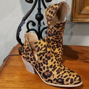 Women Western Short Ankle Pointed Toe Booties Boot